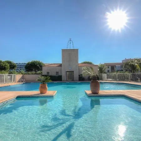 Marines Du Roussillon En Résidence Avec Piscine à 150 M De La V100 *