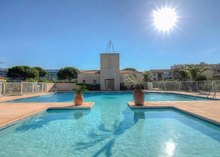 Marines Du Roussillon En Avec Piscine A 150 M De La V100 *